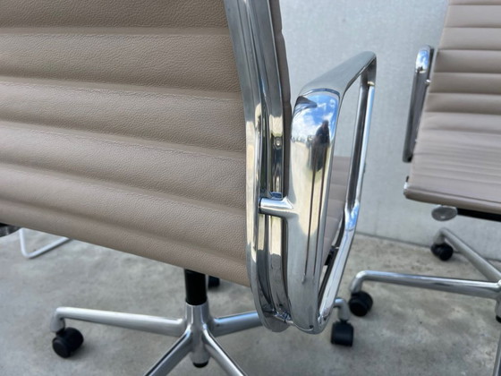 Image 1 of 2x Sedia da ufficio Vitra Eames EA117
