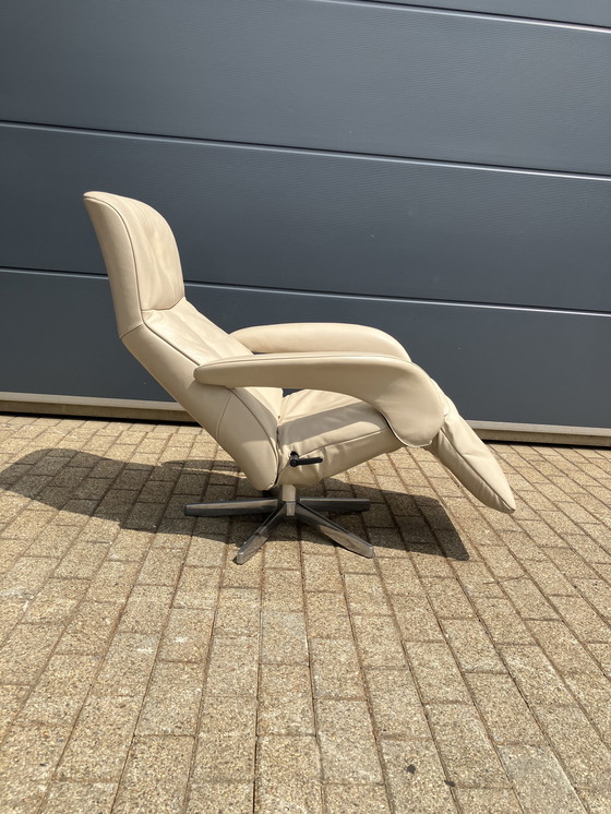 Image 1 of Jori Symphony Medi Mono-move recliner Beige Lipano leather