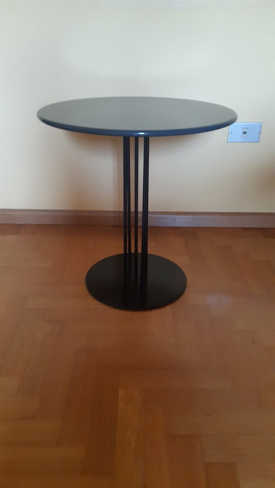 Tavolino Rotondo Minimalista Vintage – Piano Grigio e Base in Ferro Nero – Tavolini da caffè, Wood, Iron (photo 7 of 12)