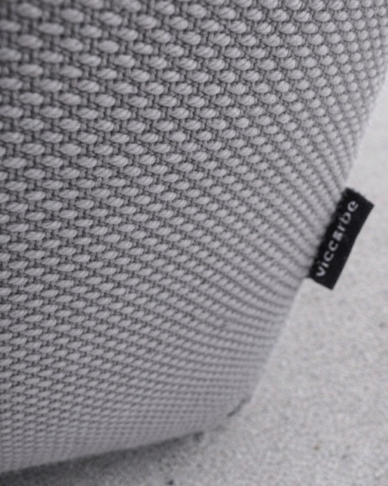 Image 1 of Viccarbe Savina 3-delige modulaire bank van Victor Carrasco in Kvadrat Steelcut Trio Mist Grey.