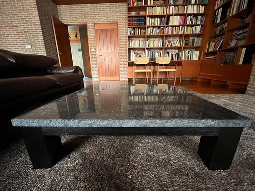 Coffee table with black marble top