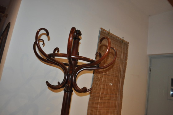 Antique Restored Hungarian Standing Coat Rack from Thonet – Leather, Wood (photo 7 of 8)