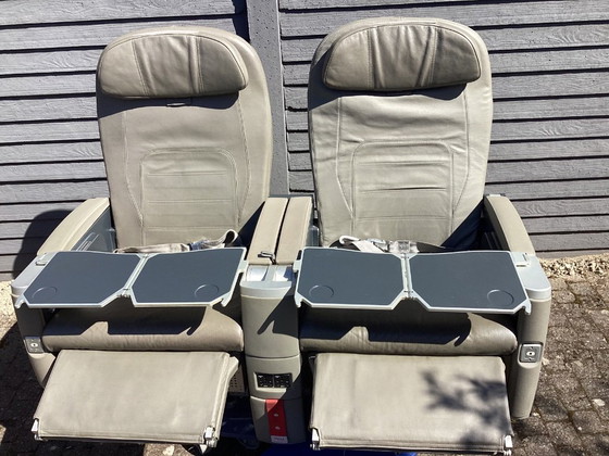 Image 1 of Sedili in pelle vintage di classe business dell'aereo A320