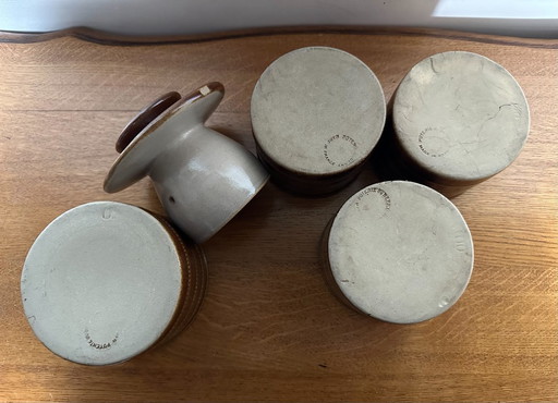 Burriera con riserva d'acqua + 3 pentole in gres smaltato marrone di Berry