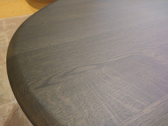 Image 1 of Mesa de centro con trípode Pode