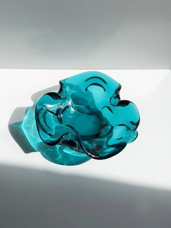 Image 1 of Vintage asbak, mintgroen, turquoise, petrolblauw, glas, mid-century modern, Italiaans