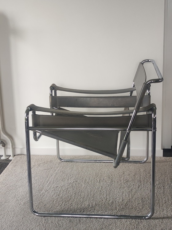 Image 1 of Chaise Wassily