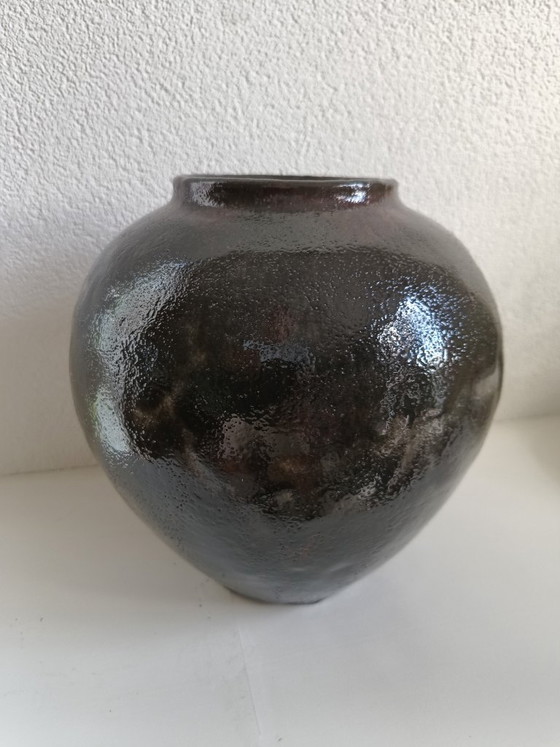 Grande vaso sferico in terracotta del ceramista Hans van Riessen – Vasi, Ceramica (photo 9 of 13)