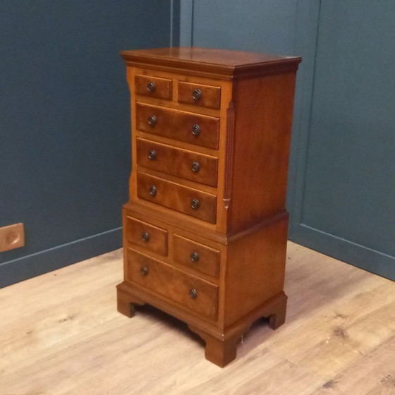 Image 1 of Kleine Tallboy Chest on Chest Ladekast van Reprodux