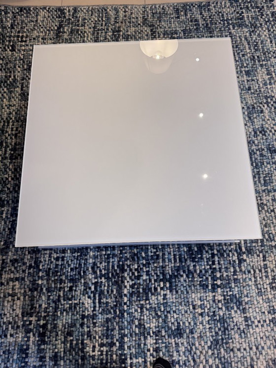 Image 1 of Quadratischer Couchtisch mit zwei Ebenen – Karaat Design