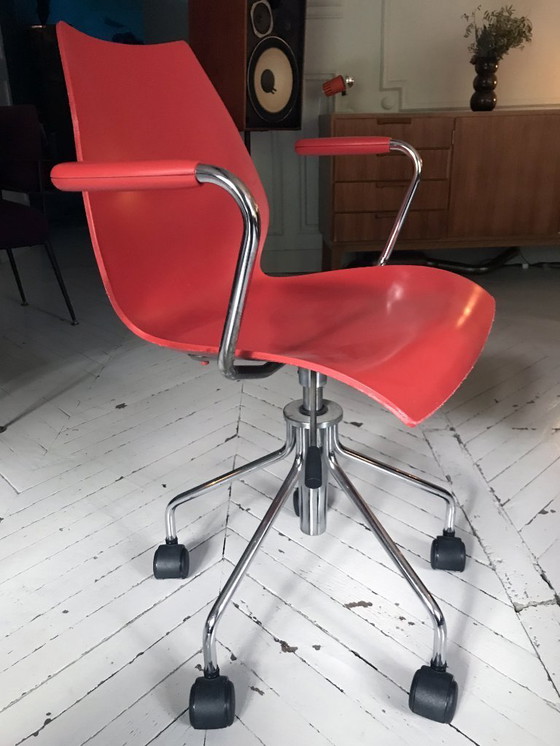 Image 1 of Chaise de Bureau Vintage • Maui • Vico Magistretti • Kartell • 1996