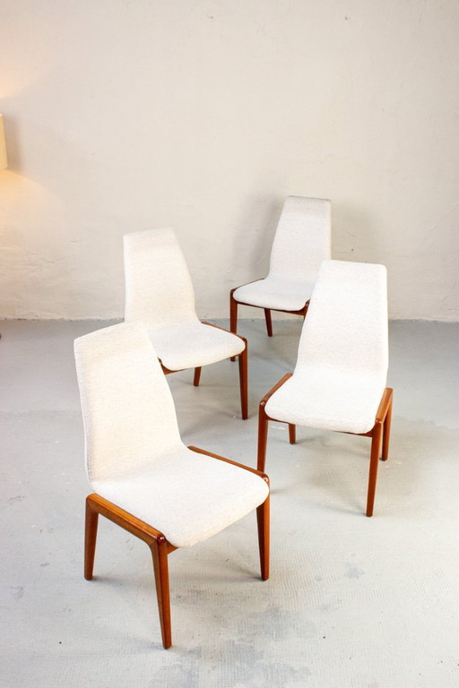 4 teakhouten stoelen