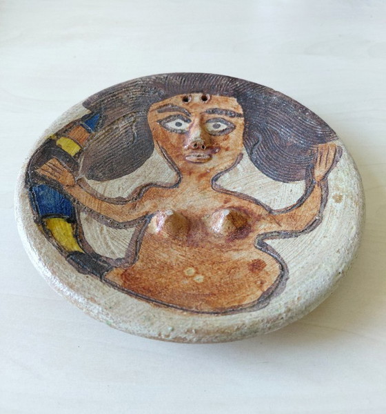 Image 1 of Letrero mural Dolores Porras sirena