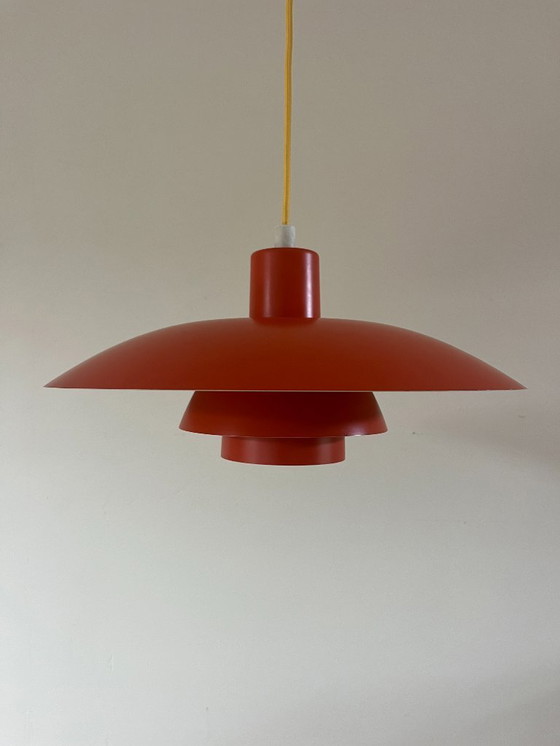 Image 1 of Vintage Louis Poulsen PH4/3 + reflector - Poul Henningsen - PH4 lamp