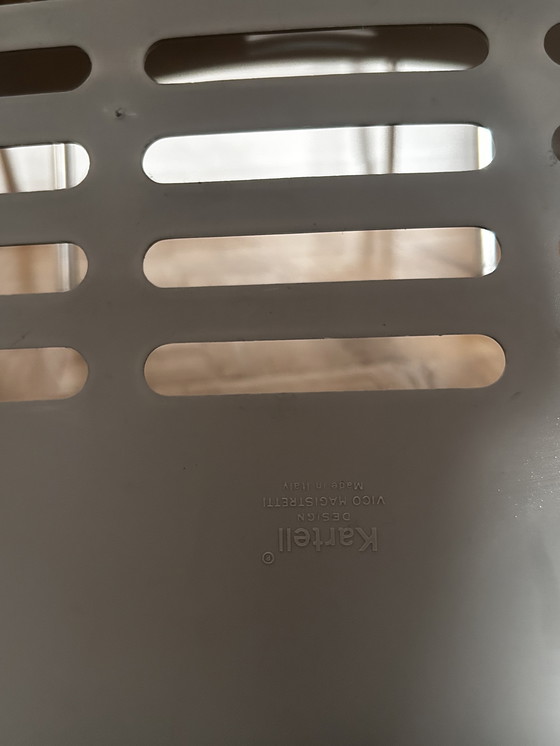 Image 1 of 3 sedie Mauna-Kea di Vico Magistretti per Kartell