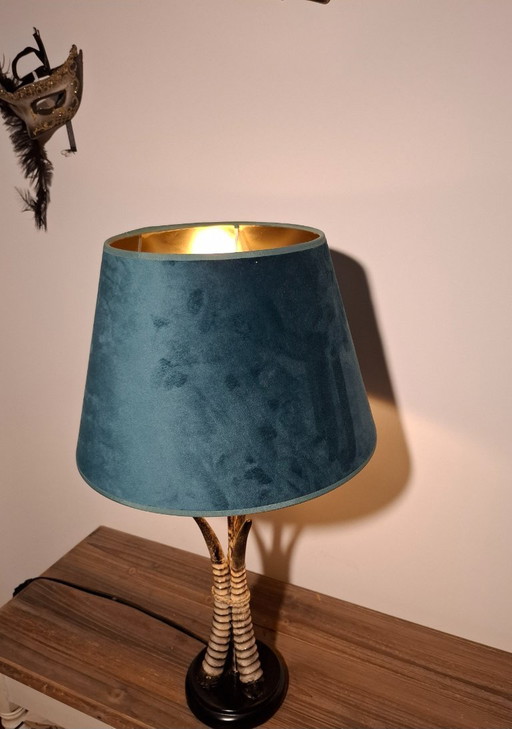 Lampada da tavolo rifinita a mano - Design esotico in corno con paralume in velluto color verde acqua