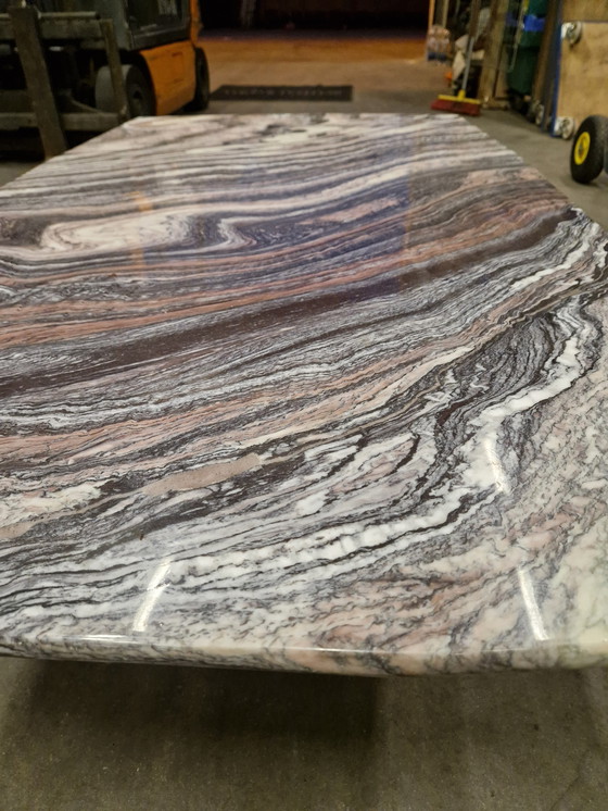 Image 1 of Marmeren salontafel | 130 x 80 x 42 cm | Uniek geaderd natuursteen 🌸