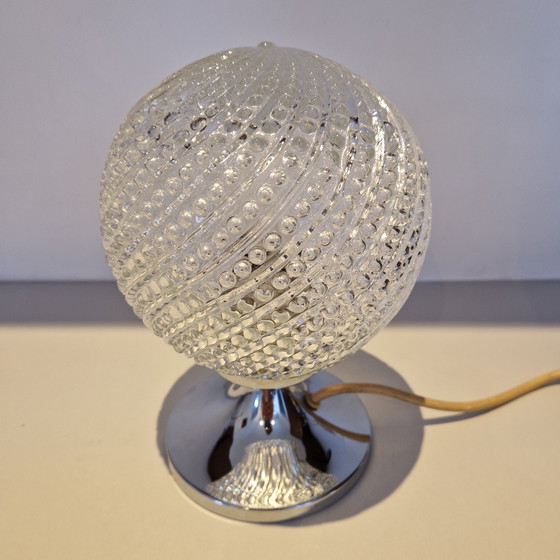 Image 1 of Lampada da tavolo vintage con base a tulipano di Otto Leuchten