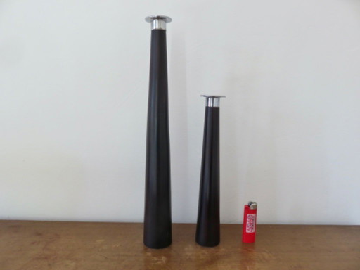 Série de 2 grands bougeoirs scandinaves en palissandre et métal chromé années 60 70