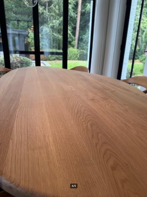 Image 1 of Mesa de comedor (Hugo van Fontein) de roble macizo cepillado