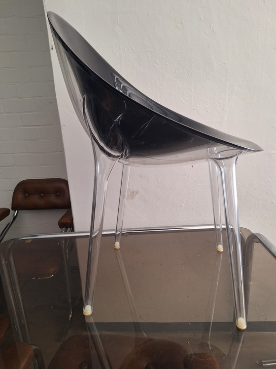 Image 1 of Kartell: la sedia impossibile di Philippe Starck