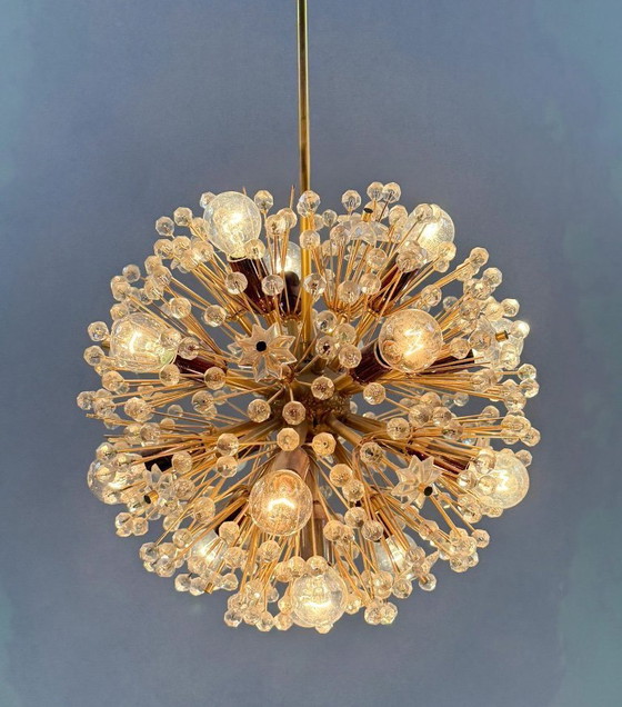 Image 1 of Lámpara de araña Snowball/Sputnik de latón, diseñada por Emil Stejnar, Austria, década de 1960.