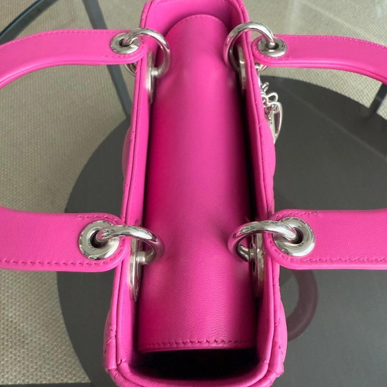 Image 1 of DIOR LADY SMALL - CANNAGE LAMMLEDER BARBIE PINK SILBERNE BESCHLÄGE