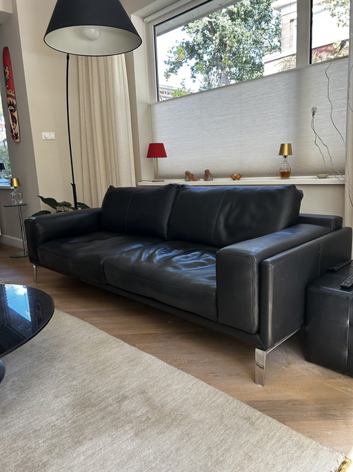 Black Leather Leoluxe 2-Seater Sofa Bellice – 2 zitsbanken (photo 2 of 6)