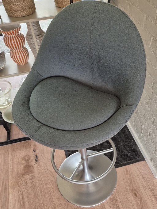 Barstool Johansen in excellent condition, color gray-blue