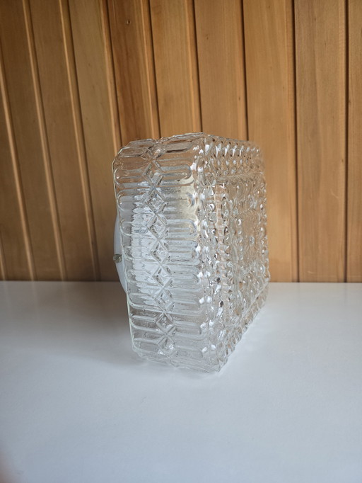 Massive ceiling lamp