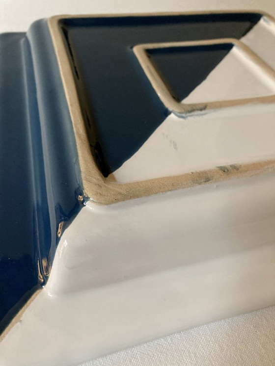 Image 1 of Blauw-wit handbeschilderd keramisch serveerblad of borrelplank.