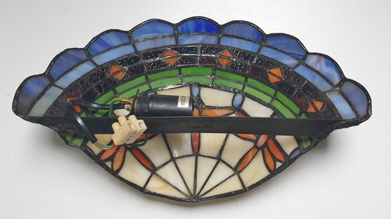 Image 1 of Unieke oude tiffany / glas in lood wandlamp met Dragonfly's