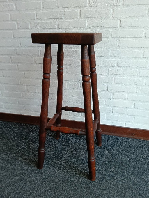 Mesa de madera vintage para plantas