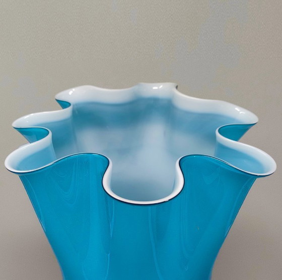 Image 1 of 1960s Astonishing "Fazzoletto" Vase By Ca' Dei Vetrai in Murano Glass. Made in Italy
