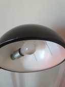 Lampe de lecture noire vintage des années 80 avec abat-jour ajouré.