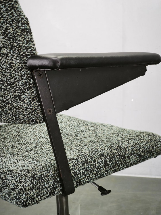 Silla de oficina giratoria André Cordemeyer para Gispen, Países Bajos, años 60 – Sillas giratorias, Metal (photo 5 of 14)