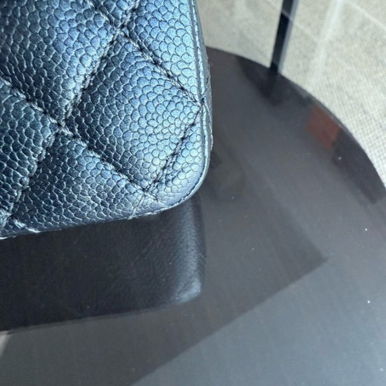 Image 1 of Chanel Classic Flap Medium - Caviar 25cm Gewatteerd generfd kalfsleer Donkergrijs Zilverkleurige hardware Serie 20