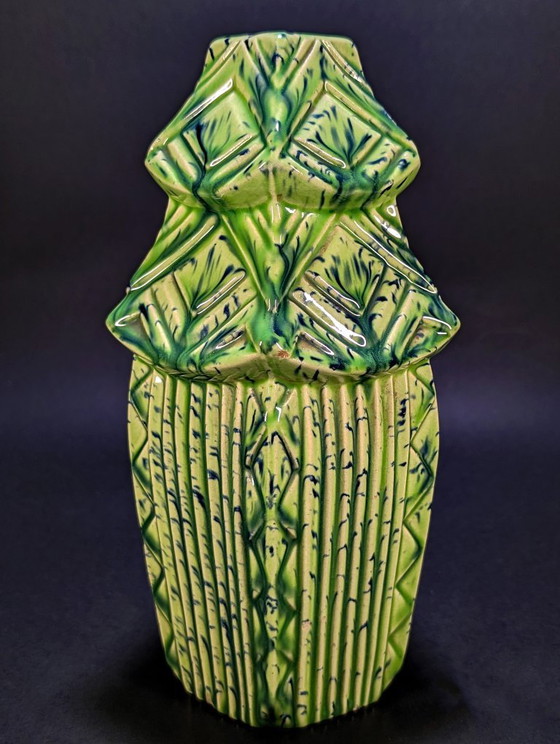 Vase ancien en majolique française, pagode et bambous, circa 1900. – Fives Lille/De Bruyne, Ceramic (photo 2 of 10)