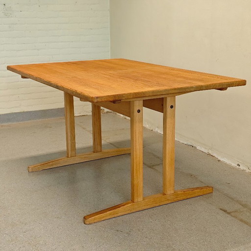 Vintage dining table Børge Mogensen