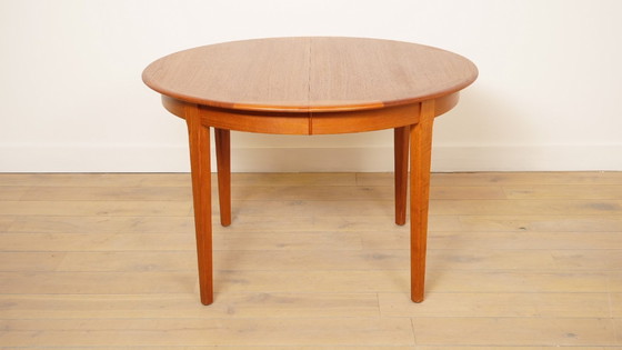 Image 1 of Table à manger extensible vintage ronde