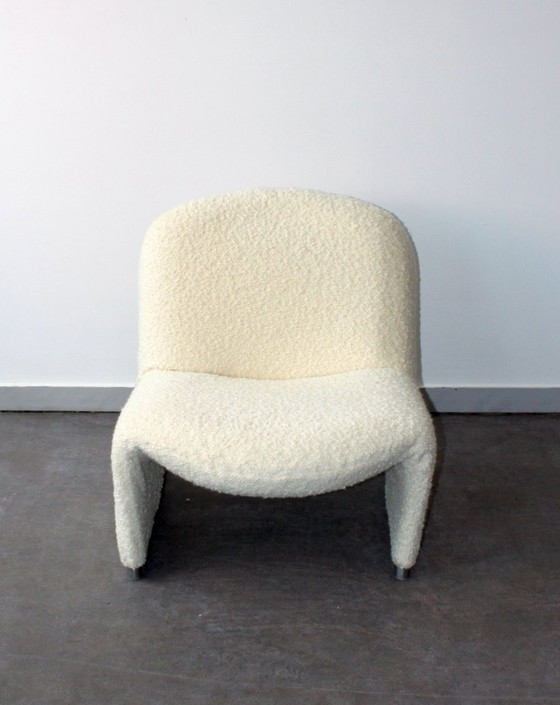 Sessel aus cremefarbenem Bouclé-Stoff, Anonima Castelli, Modern (Foto 3 von 12)