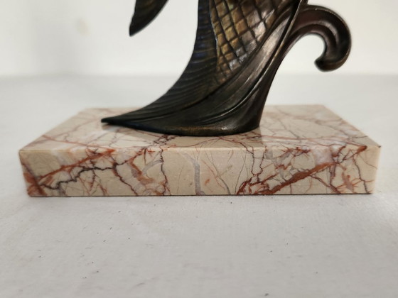 Image 1 of Paar Fischbuchstützen aus Marmor und Bronze im Art déco-Stil