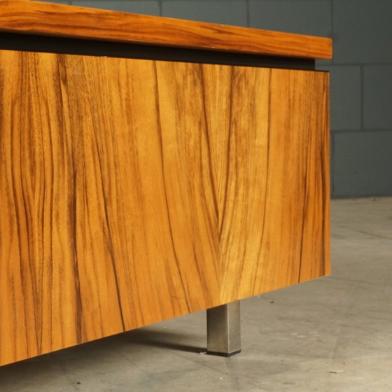 Vintage Design Coffee Table with Storage – 1960s – Chrome (photo 12 of 14)