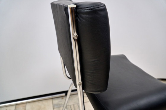 Image 1 of Sedia vintage in pelle con gambe cromate, anni '70, Cecoslovacchia