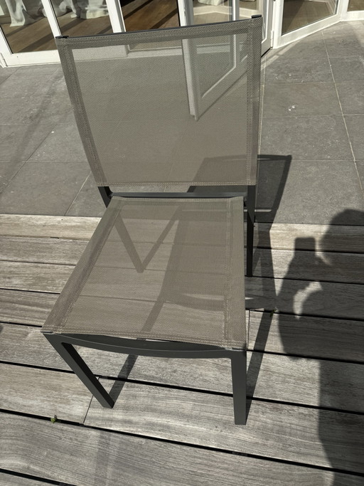 10 Manutti-Gartenstühle