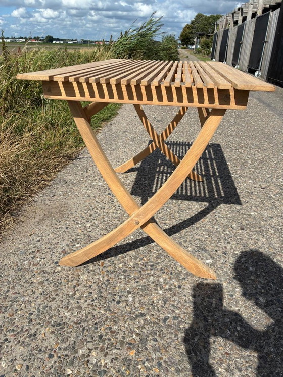 Elegant Folding Solid Teak Garden Table - As New - – Wood (photo 3 of 7)