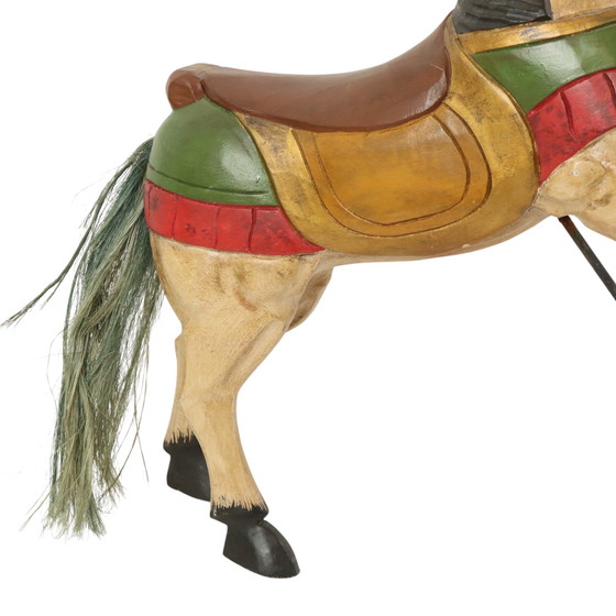 Image 1 of Cheval de carrousel vintage en bois