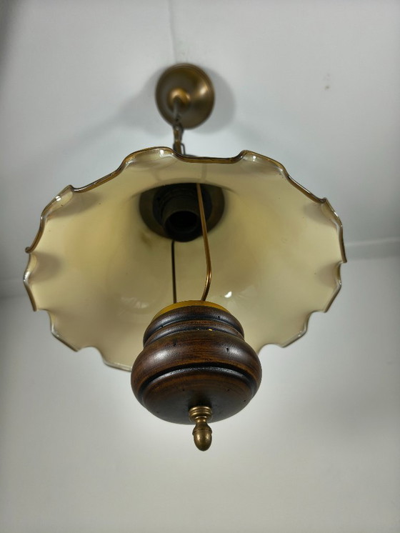 Image 1 of Lámpara colgante antigua de cristal opalino amarillo, 1920-1930