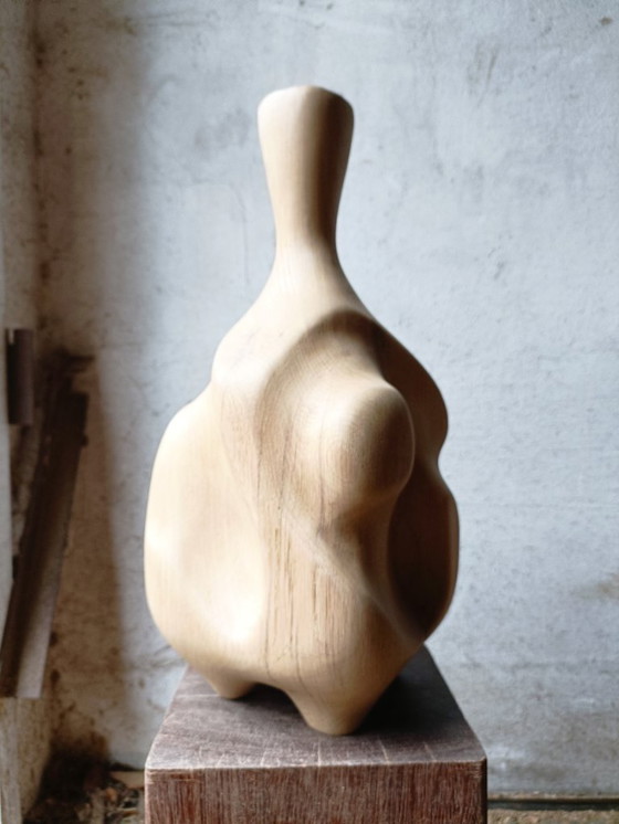 Image 1 of Gran jarrón/escultura abstracta en roble macizo tallado