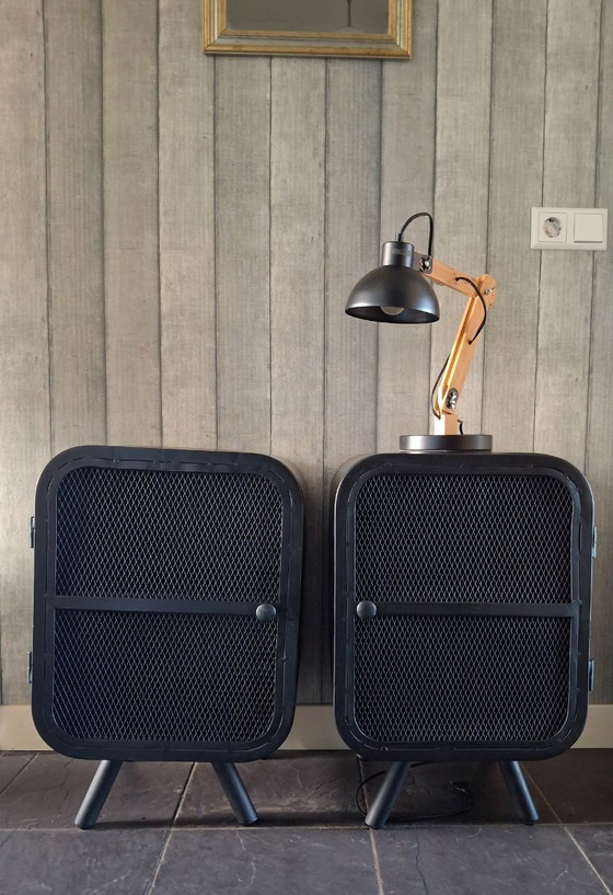 Image 1 of 2 comodini/armadietti industriali in metallo, nuovi